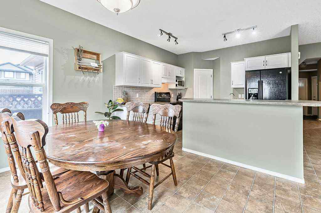 MLS® A2257172 - 83 Crystalridge Close  in Crystalridge Okotoks, Residential