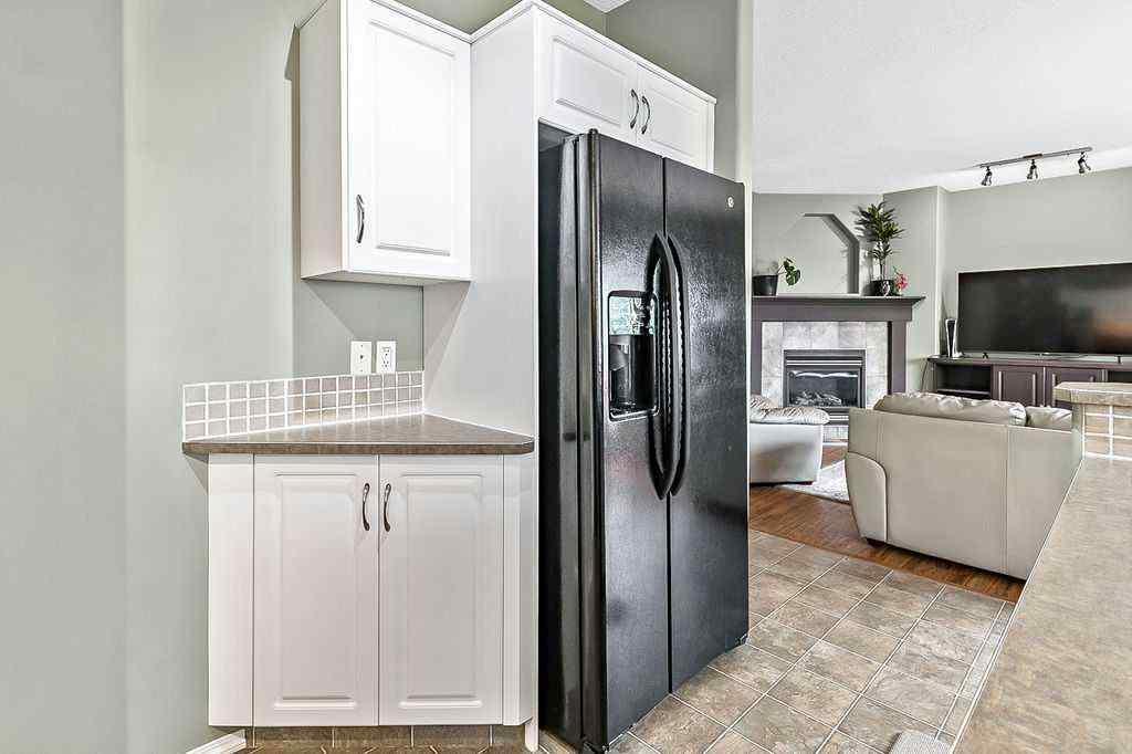 MLS® A2257172 - 83 Crystalridge Close  in Crystalridge Okotoks, Residential