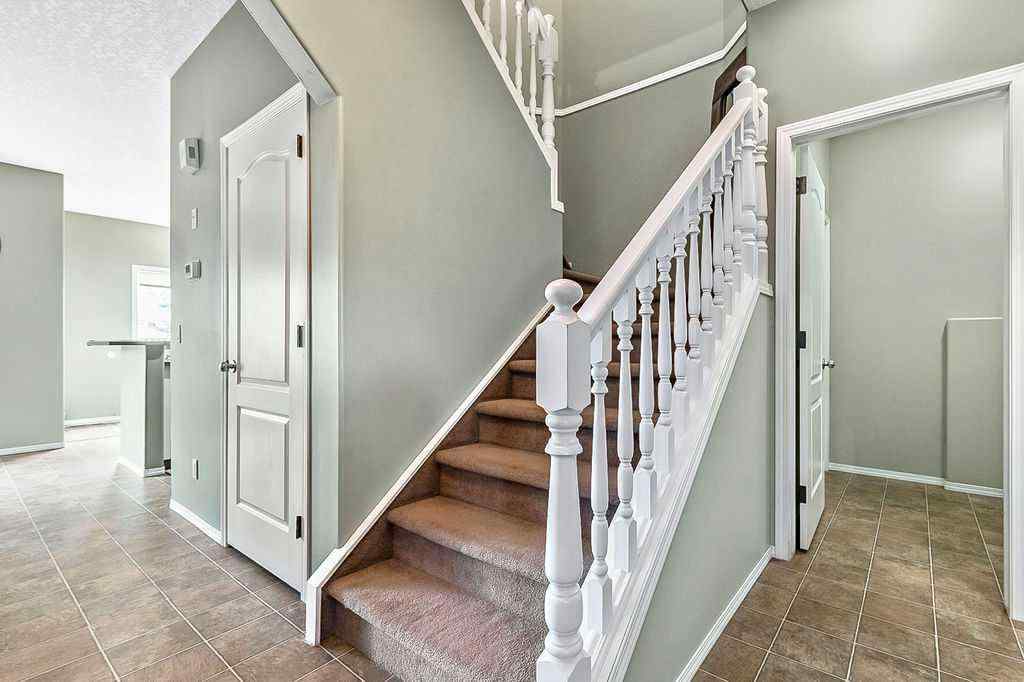MLS® A2257172 - 83 Crystalridge Close  in Crystalridge Okotoks, Residential