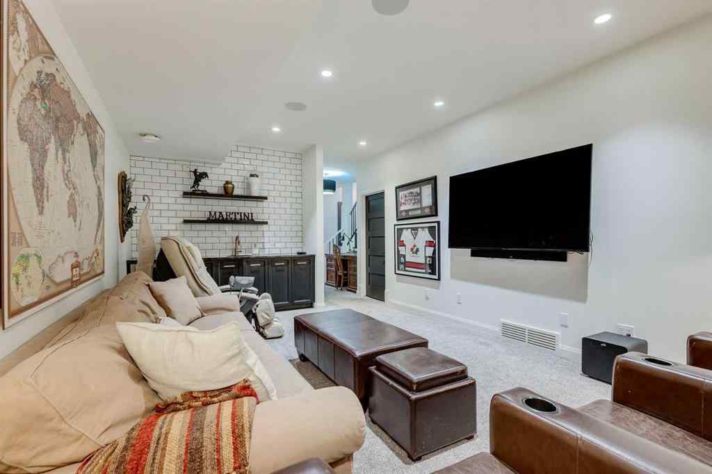MLS® A2257179 - 4015 16A Street SW in Altadore Calgary, Residential