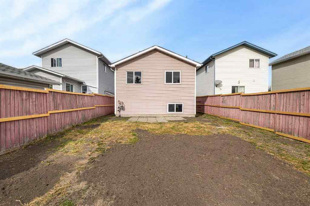 MLS® A2257181 - 13 Appleside Close SE in Applewood Park Calgary, Residential