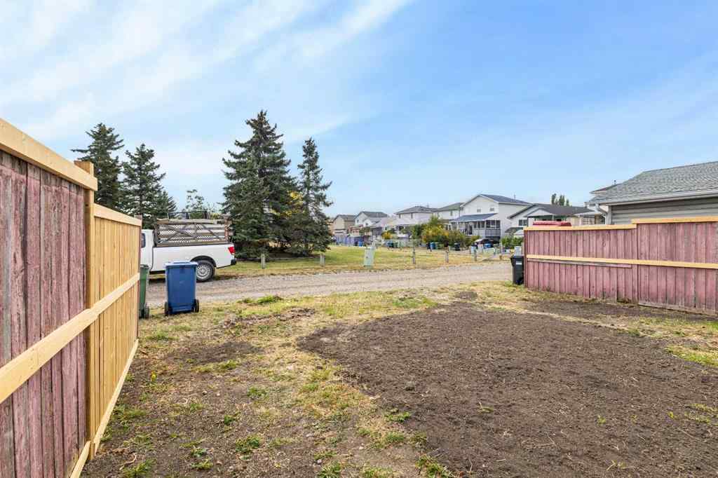 MLS® A2257181 - 13 Appleside Close SE in Applewood Park Calgary, Residential