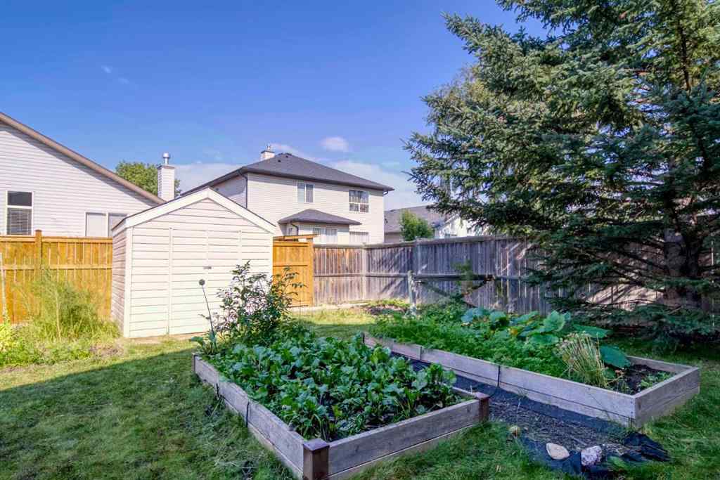 MLS® A2257185 - 161 West Lakeview Drive  in Lakeview Landing Chestermere, Residential