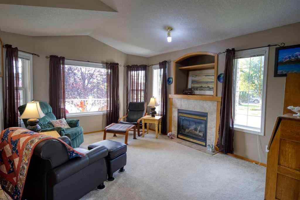 MLS® A2257185 - 161 West Lakeview Drive  in Lakeview Landing Chestermere, Residential
