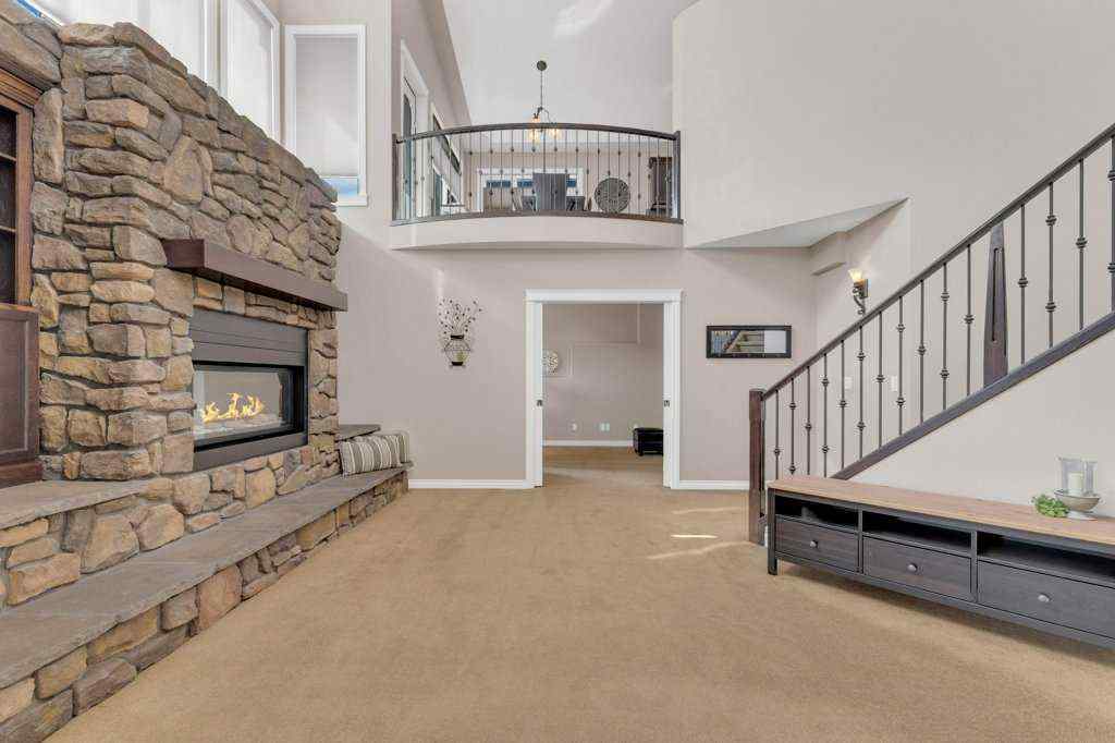 MLS® A2257190 - 5 Ebony Street  in Elizabeth Park Lacombe, Residential