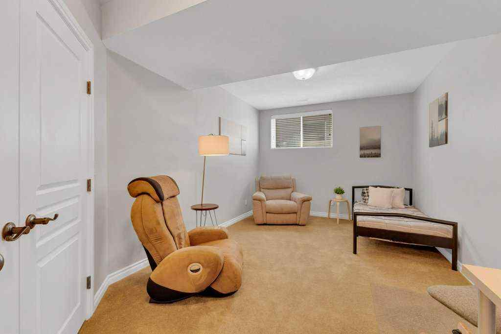 MLS® A2257190 - 5 Ebony Street  in Elizabeth Park Lacombe, Residential