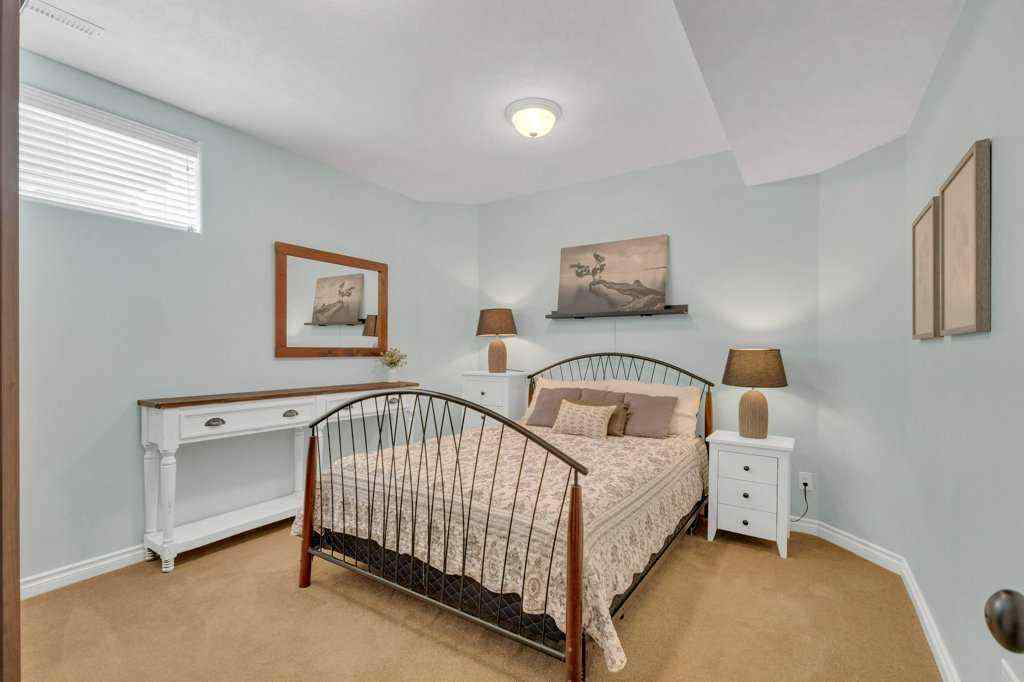 MLS® A2257190 - 5 Ebony Street  in Elizabeth Park Lacombe, Residential