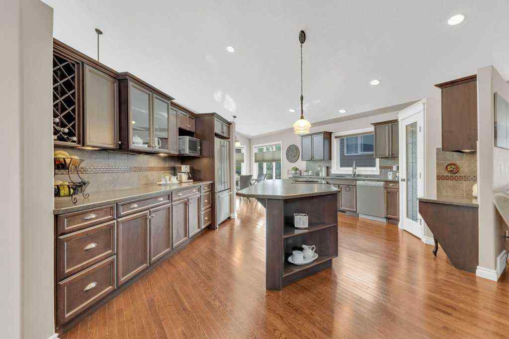 MLS® A2257190 - 5 Ebony Street  in Elizabeth Park Lacombe, Residential