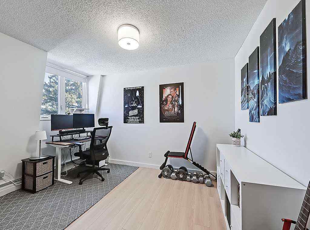 MLS® A2257193 - Unit #302 332 Cedar Crescent SW in Spruce Cliff Calgary, Residential