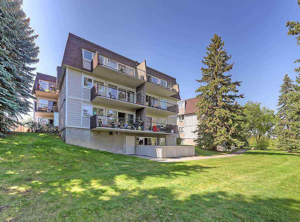 MLS® A2257193 - Unit #302 332 Cedar Crescent SW in Spruce Cliff Calgary, Residential