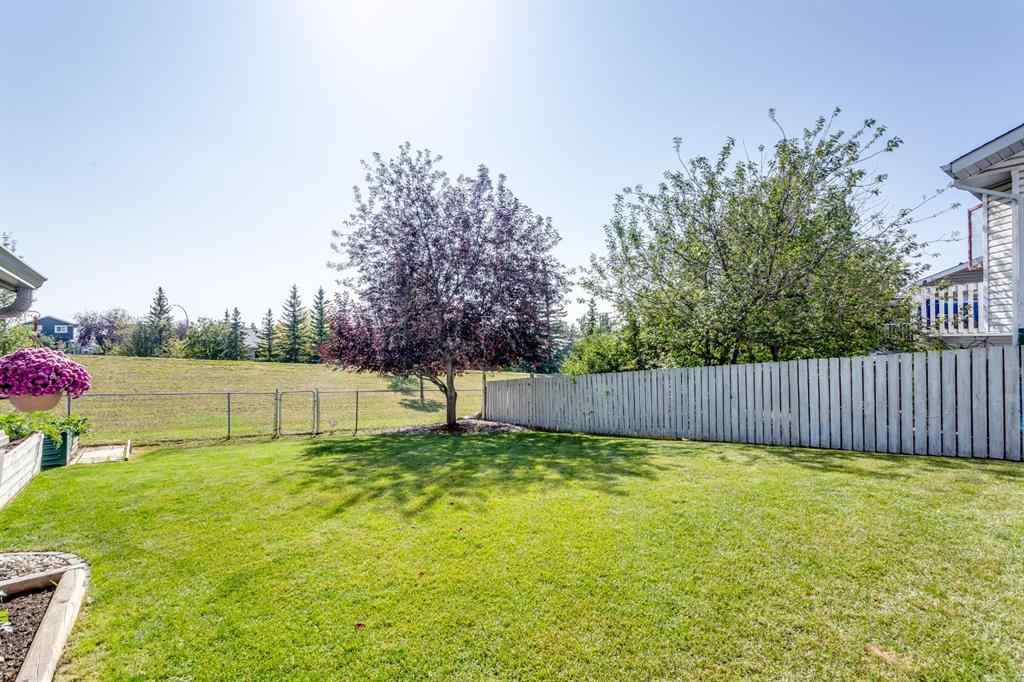 MLS® A2257194 - 126 Elizabeth Way SE in Edgewater Airdrie, Residential