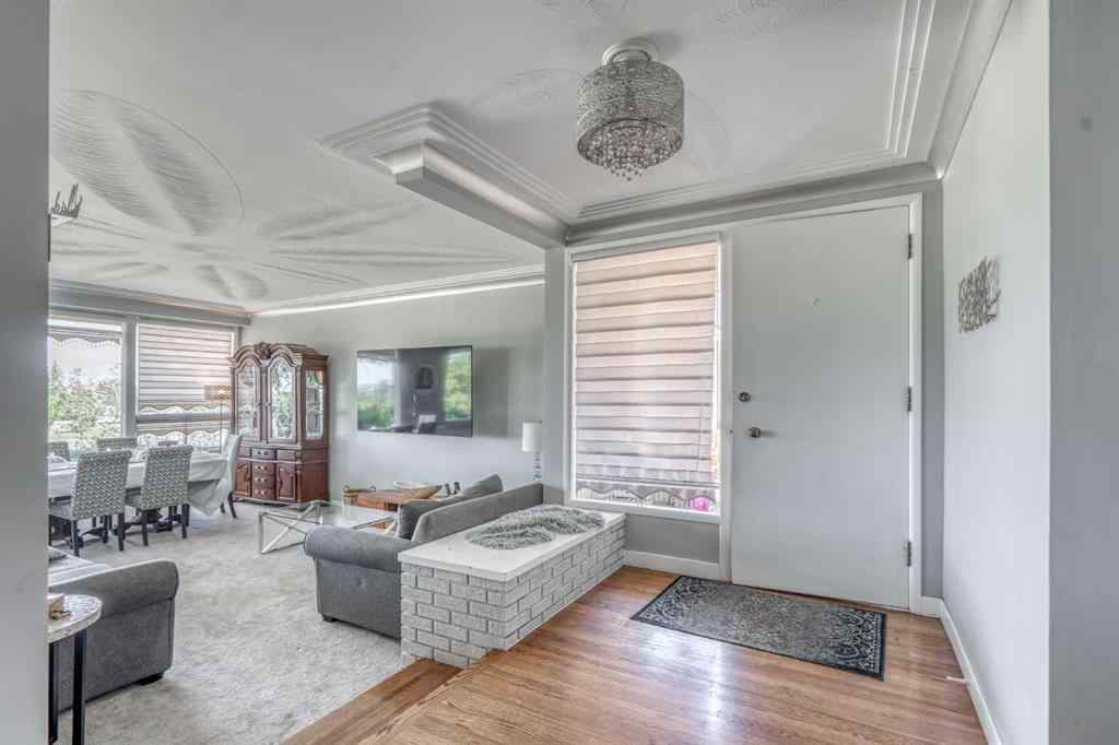 MLS® A2257196 - 1721 22 Street SW in Scarboro/Sunalta West Calgary, Residential