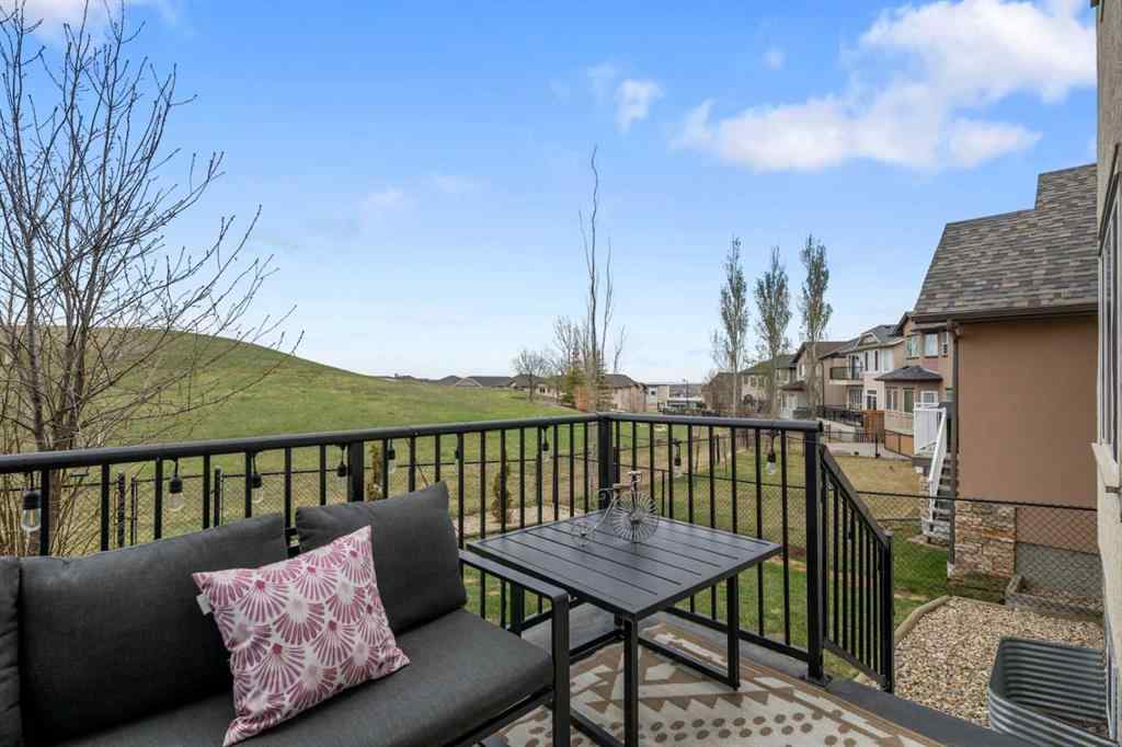 MLS® A2257197 - 44 Sherwood Circle NW in Sherwood Calgary, Residential