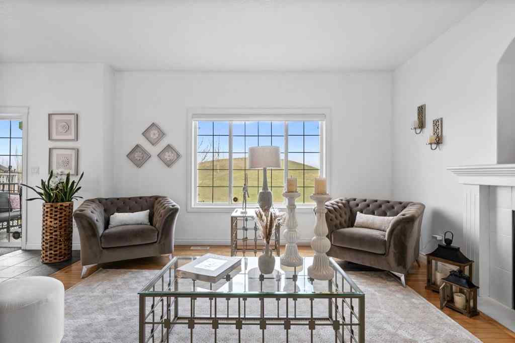 MLS® A2257197 - 44 Sherwood Circle NW in Sherwood Calgary, Residential