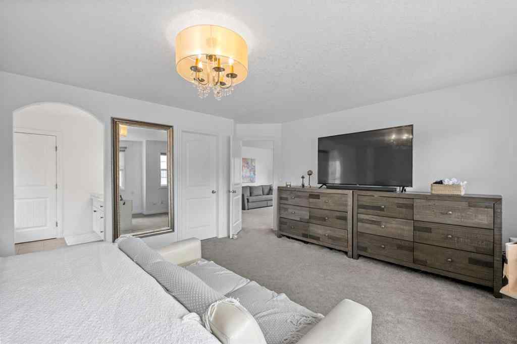 MLS® A2257197 - 44 Sherwood Circle NW in Sherwood Calgary, Residential