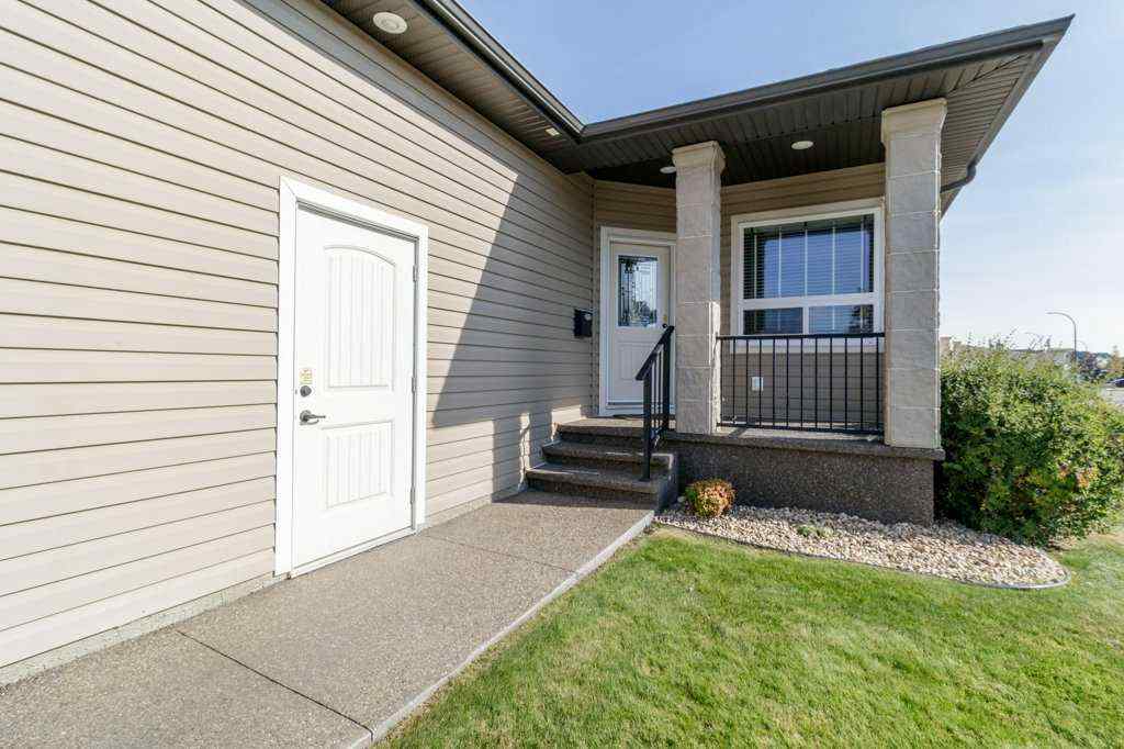 MLS® A2257198 - 3 Vista Close  in Vanier Woods Red Deer, Residential