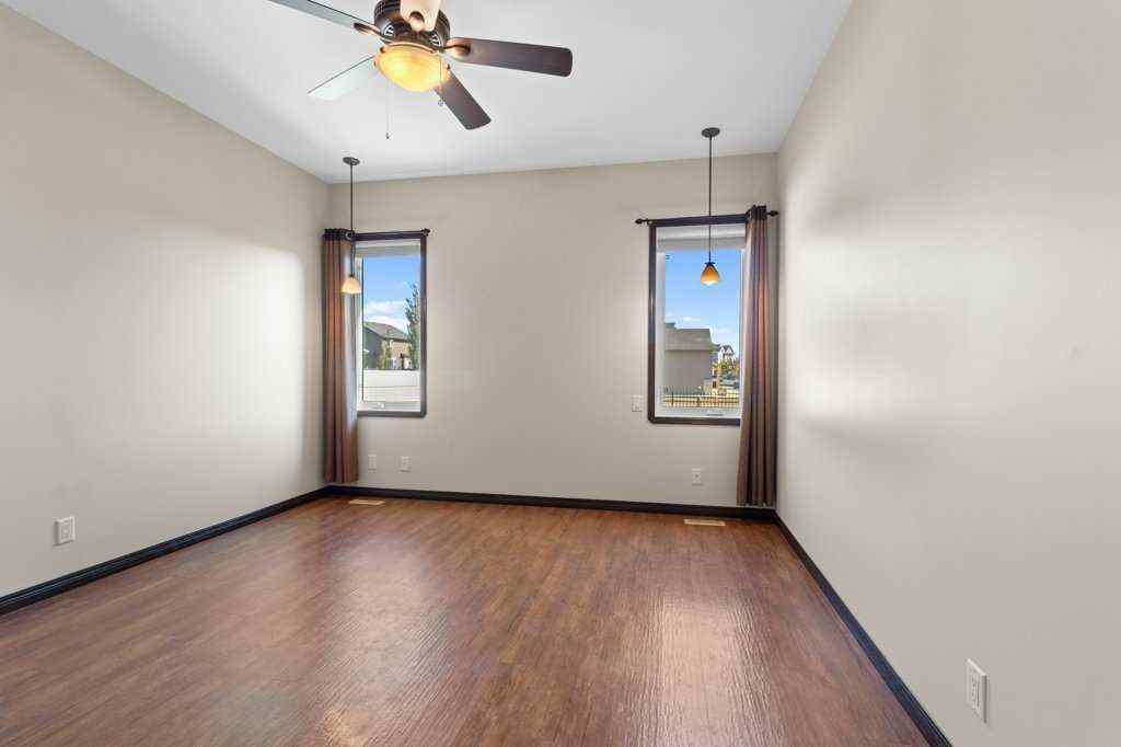 MLS® A2257198 - 3 Vista Close  in Vanier Woods Red Deer, Residential