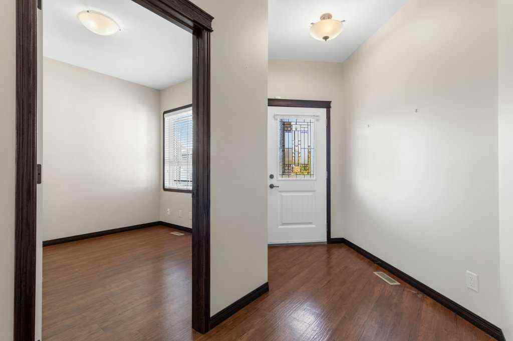 MLS® A2257198 - 3 Vista Close  in Vanier Woods Red Deer, Residential