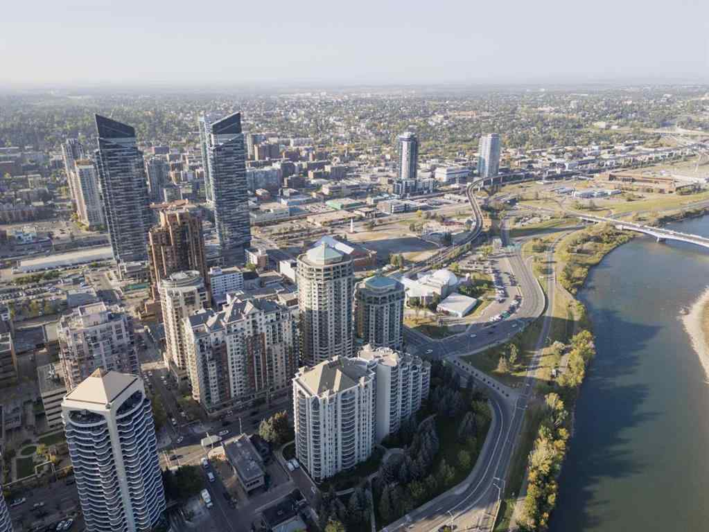 MLS® A2257199 - Unit #210 1108 6 Avenue SW in Downtown West End Calgary, Residential