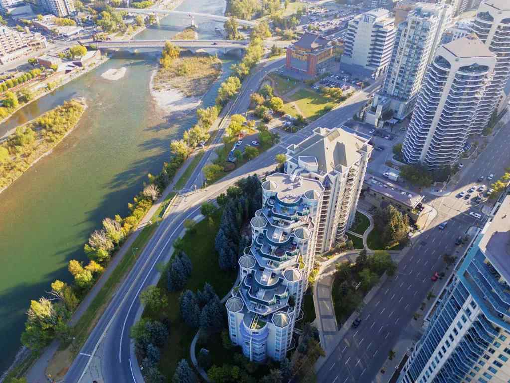 MLS® A2257199 - Unit #210 1108 6 Avenue SW in Downtown West End Calgary, Residential