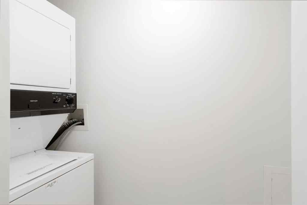 MLS® A2257199 - Unit #210 1108 6 Avenue SW in Downtown West End Calgary, Residential