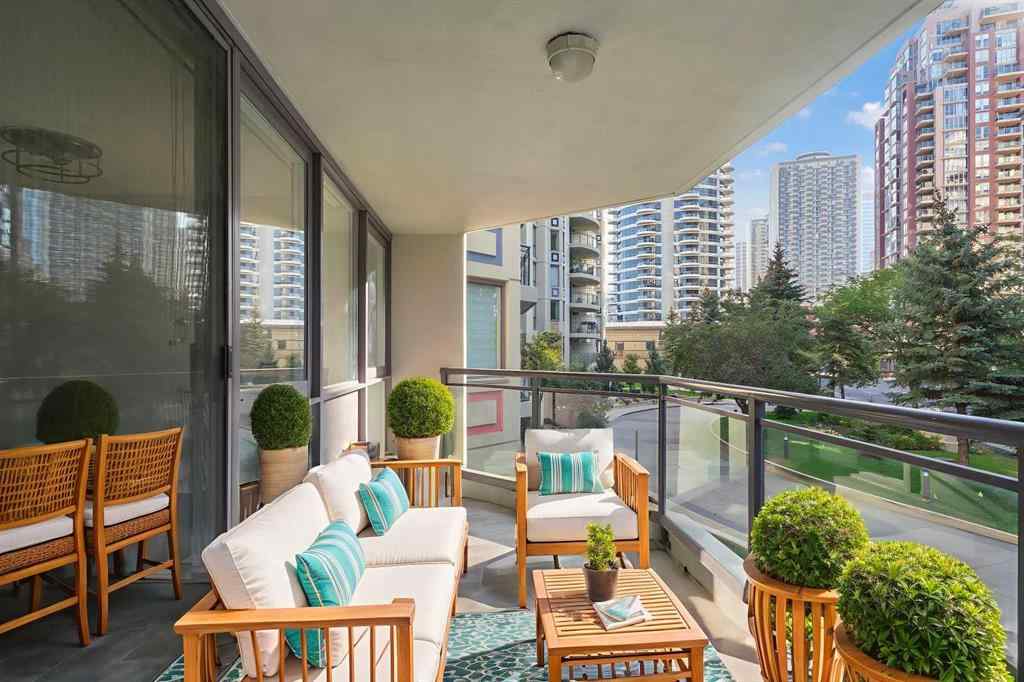 MLS® A2257199 - Unit #210 1108 6 Avenue SW in Downtown West End Calgary, Residential