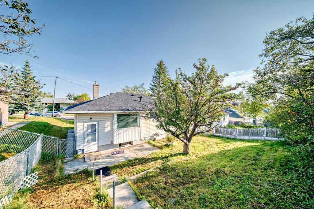 MLS® A2257203 - 515 33 Avenue NE in Winston Heights/Mountview Calgary, Residential