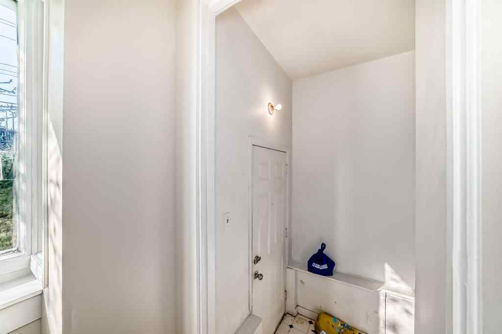 MLS® A2257203 - 515 33 Avenue NE in Winston Heights/Mountview Calgary, Residential