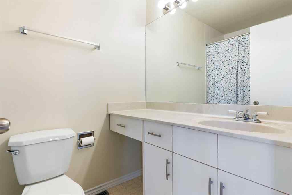 MLS® A2257206 - Unit #32 80 Galbraith Drive SW in Glamorgan Calgary, Residential