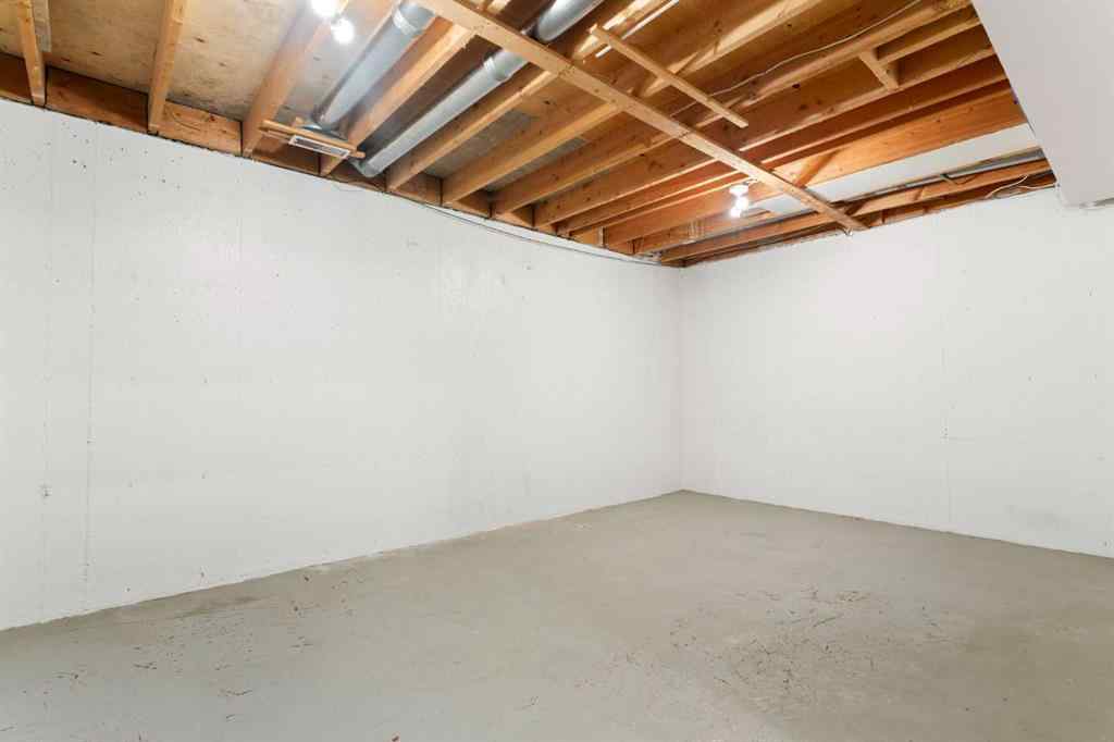 MLS® A2257206 - Unit #32 80 Galbraith Drive SW in Glamorgan Calgary, Residential