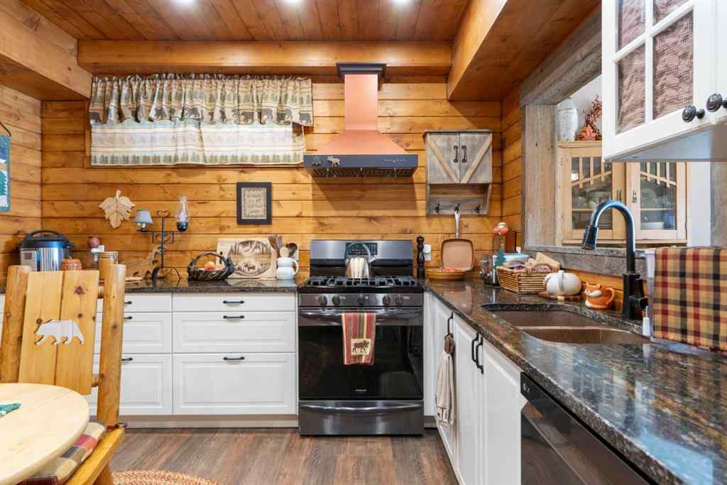 MLS® A2257209 - 121 Heritage Hill  in Heritage Hills Cochrane, Residential