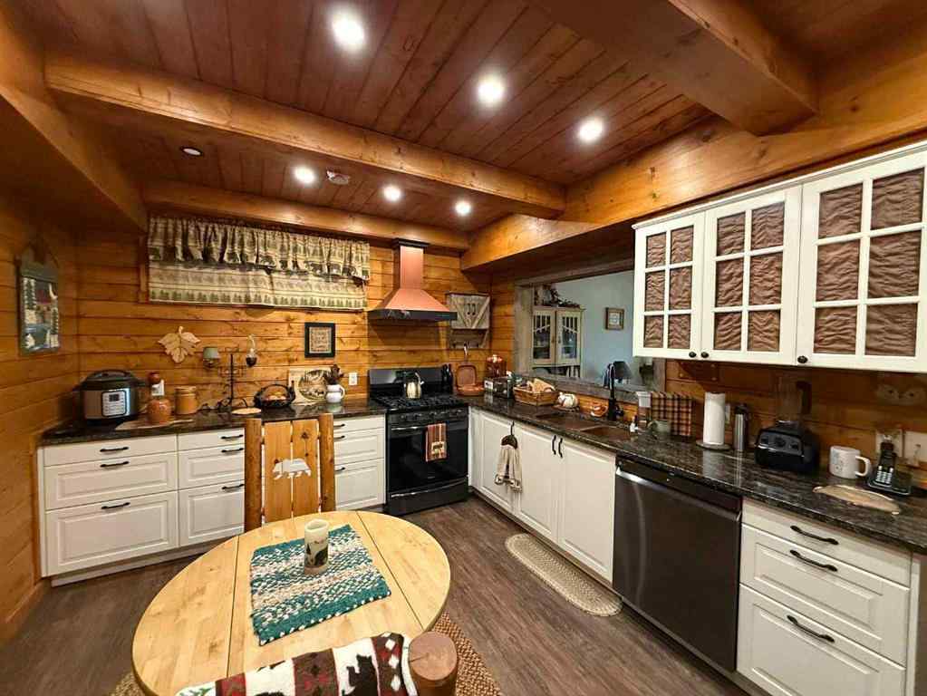MLS® A2257209 - 121 Heritage Hill  in Heritage Hills Cochrane, Residential