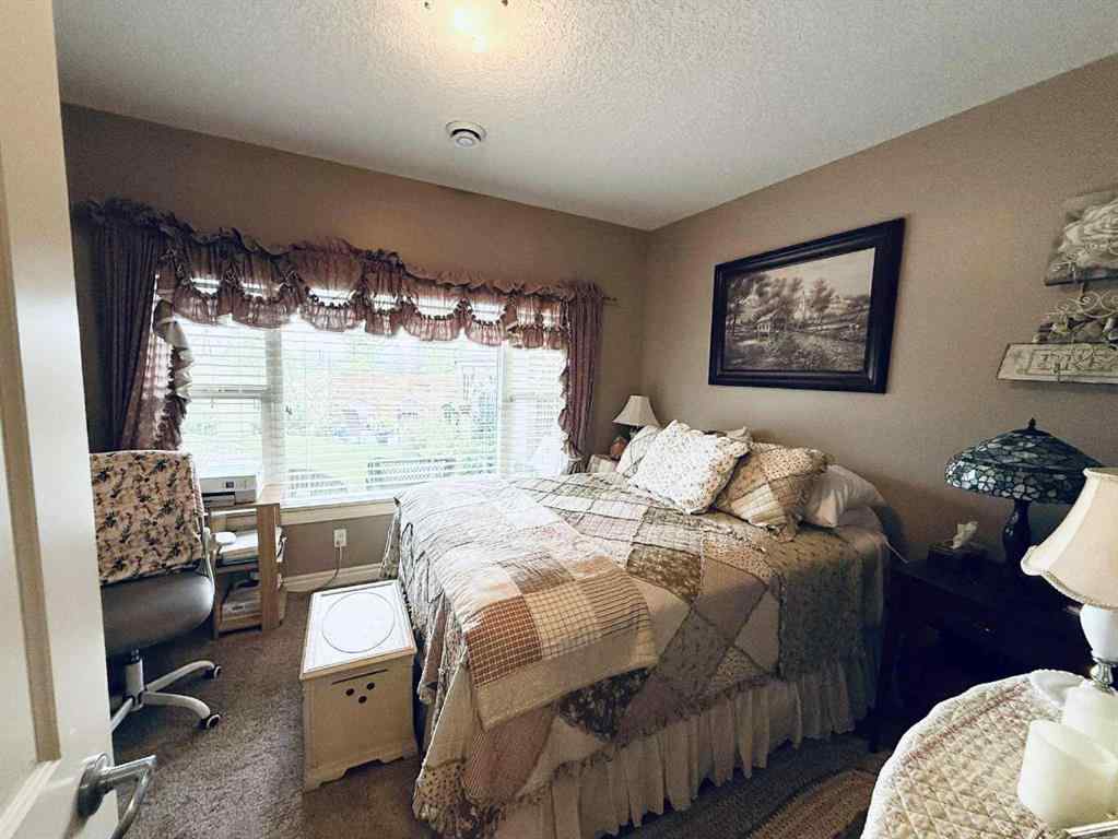 MLS® A2257209 - 121 Heritage Hill  in Heritage Hills Cochrane, Residential