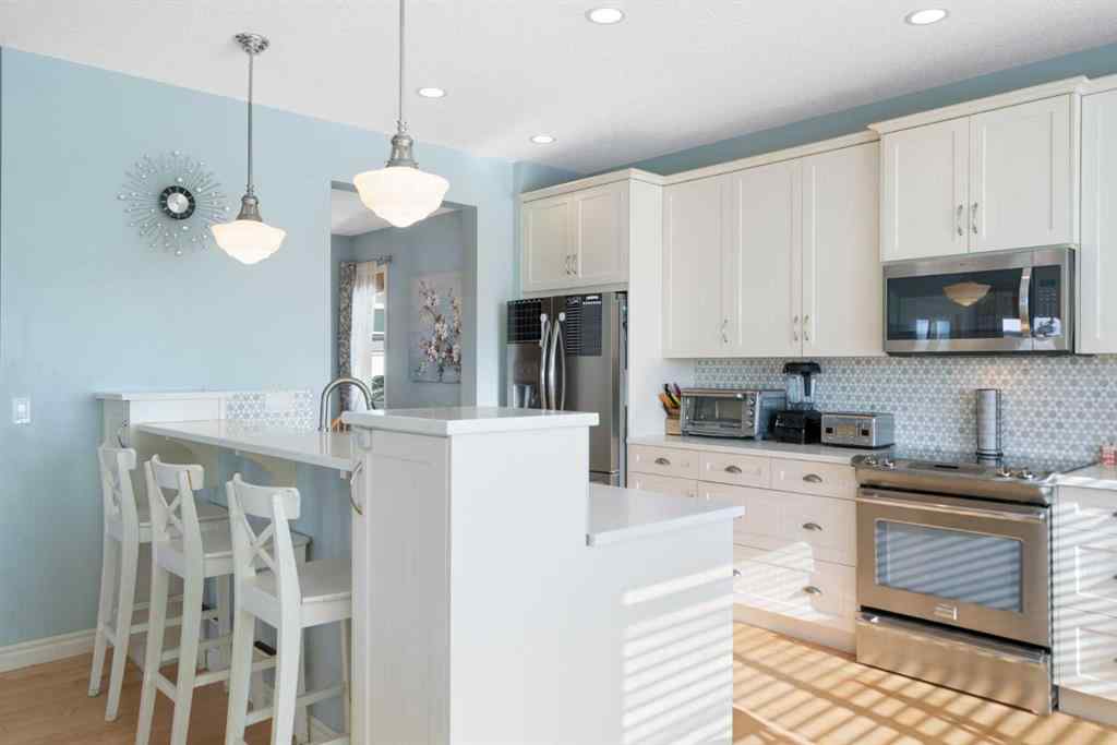 MLS® A2257209 - 121 Heritage Hill  in Heritage Hills Cochrane, Residential