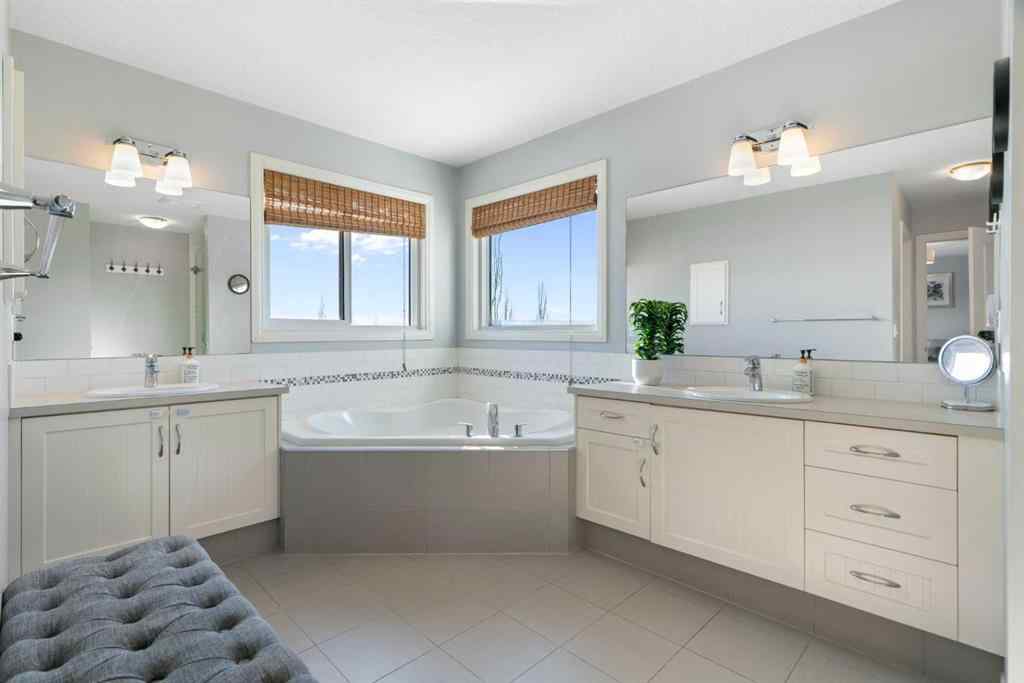 MLS® A2257209 - 121 Heritage Hill  in Heritage Hills Cochrane, Residential