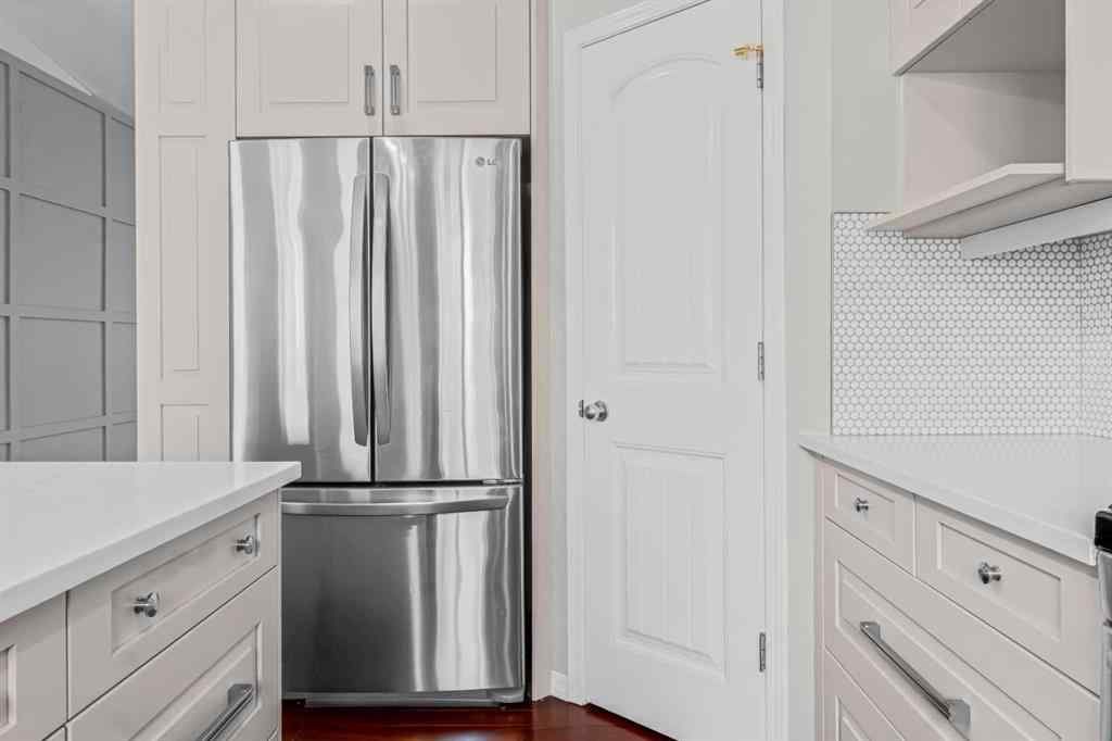 MLS® A2257217 - 92 Hillview Drive  in Hillview Estates Strathmore, Residential