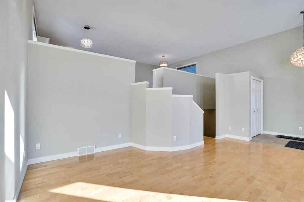 MLS® A2257219 - 307 Arbour Grove Close NW in Arbour Lake Calgary, Residential