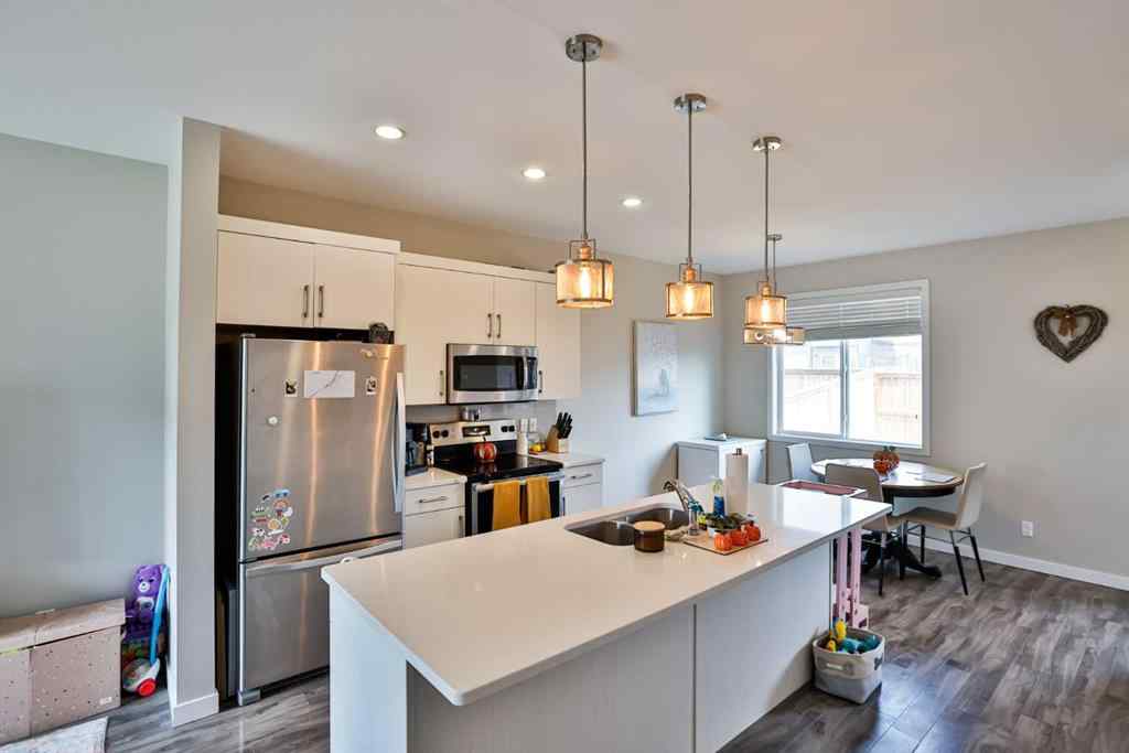 MLS® A2257222 - 363 Mildred Dobbs Boulevard N in Legacy Ridge / Hardieville Lethbridge, Residential