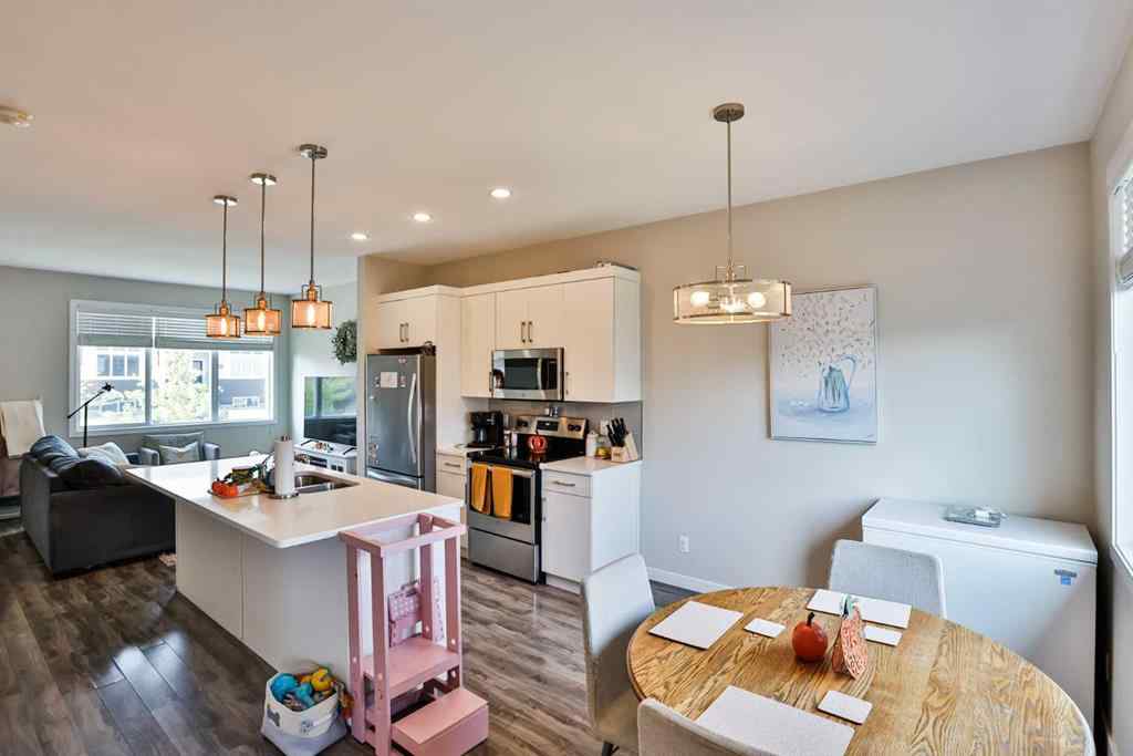 MLS® A2257222 - 363 Mildred Dobbs Boulevard N in Legacy Ridge / Hardieville Lethbridge, Residential