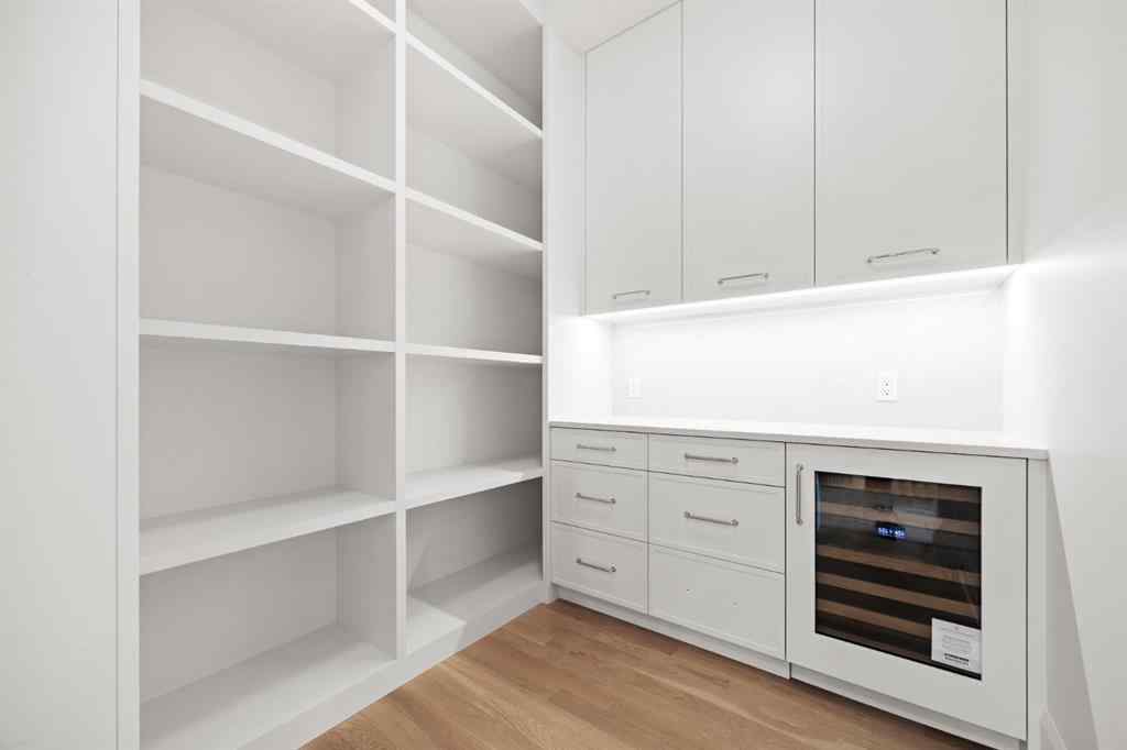 MLS® A2257223 - Unit #B 4120 1A Street SW in Parkhill Calgary, Residential