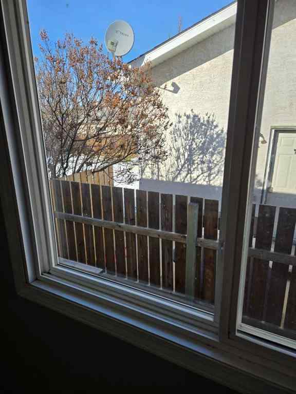 MLS® A2257225 - 5410 55 Street  in Central Ponoka Ponoka, Residential