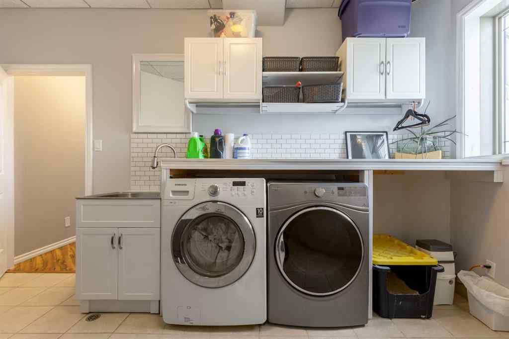 MLS® A2257226 - 406 Meadow Lark Drive  in NONE Rural Lethbridge County, Residential