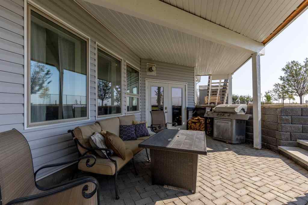 MLS® A2257226 - 406 Meadow Lark Drive  in NONE Rural Lethbridge County, Residential
