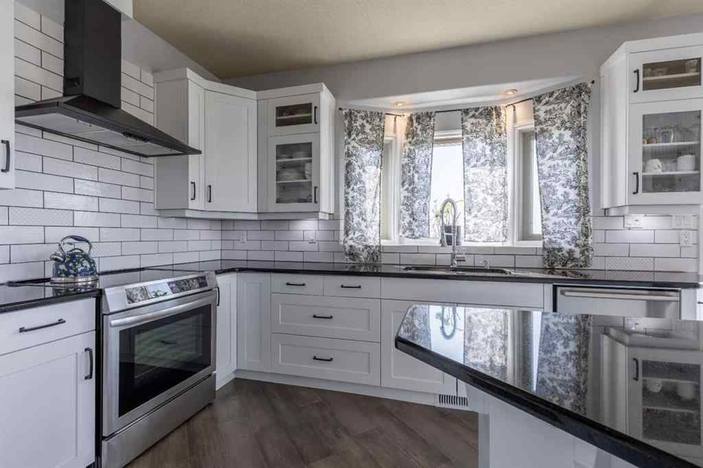 MLS® A2257226 - 406 Meadow Lark Drive  in NONE Rural Lethbridge County, Residential