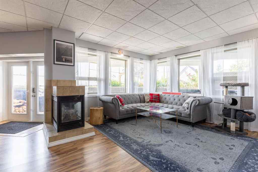 MLS® A2257226 - 406 Meadow Lark Drive  in NONE Rural Lethbridge County, Residential