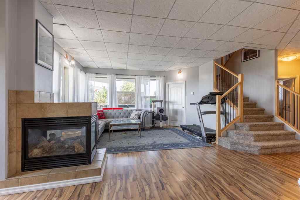 MLS® A2257226 - 406 Meadow Lark Drive  in NONE Rural Lethbridge County, Residential