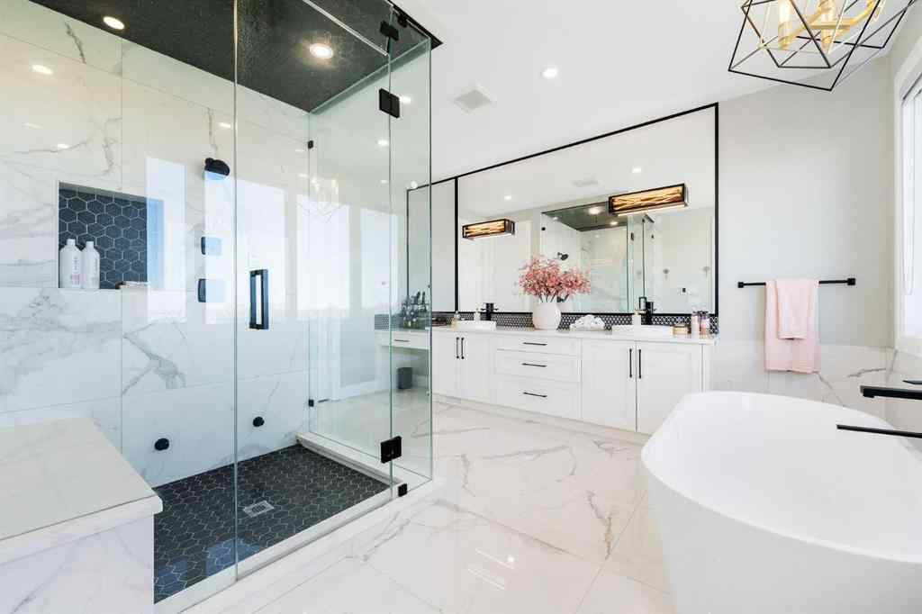 MLS® A2257227 - 128 Hampstead Mews NW in Hamptons Calgary, Residential