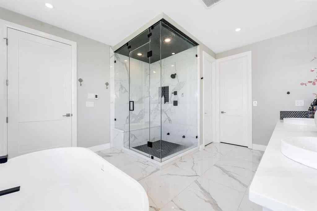 MLS® A2257227 - 128 Hampstead Mews NW in Hamptons Calgary, Residential