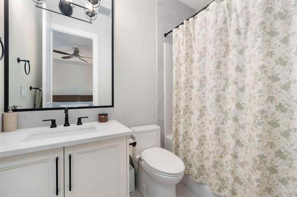 MLS® A2257227 - 128 Hampstead Mews NW in Hamptons Calgary, Residential