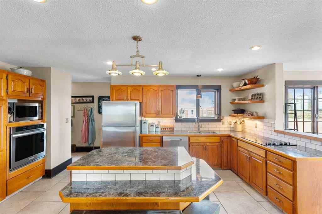 MLS® A2257228 - 28119 Township Road 332   in NONE Rural Mountain View County, Residential